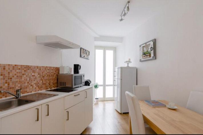 Charming 25 Apartment โรม ภายนอก รูปภาพ